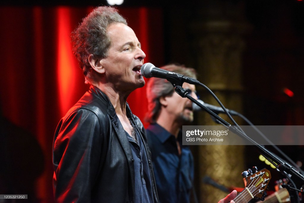 Riffs & Reflections: ‘Lindsey Buckingham’ Reviewed – by Jacob&nbsp;Wingate-Bishop