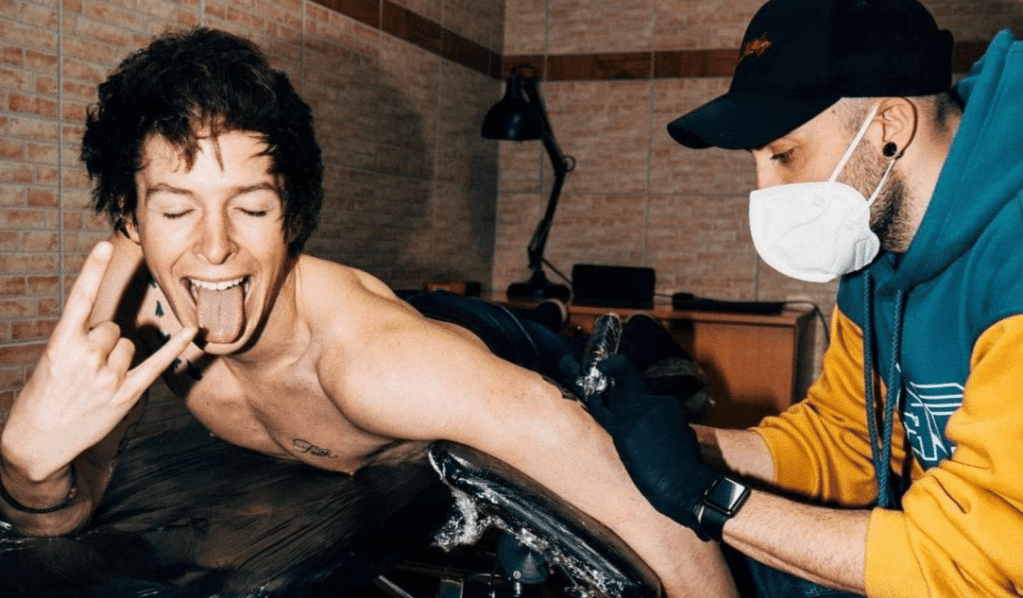 Greece, Glam & Green Day: An Interview with&nbsp;D3lta