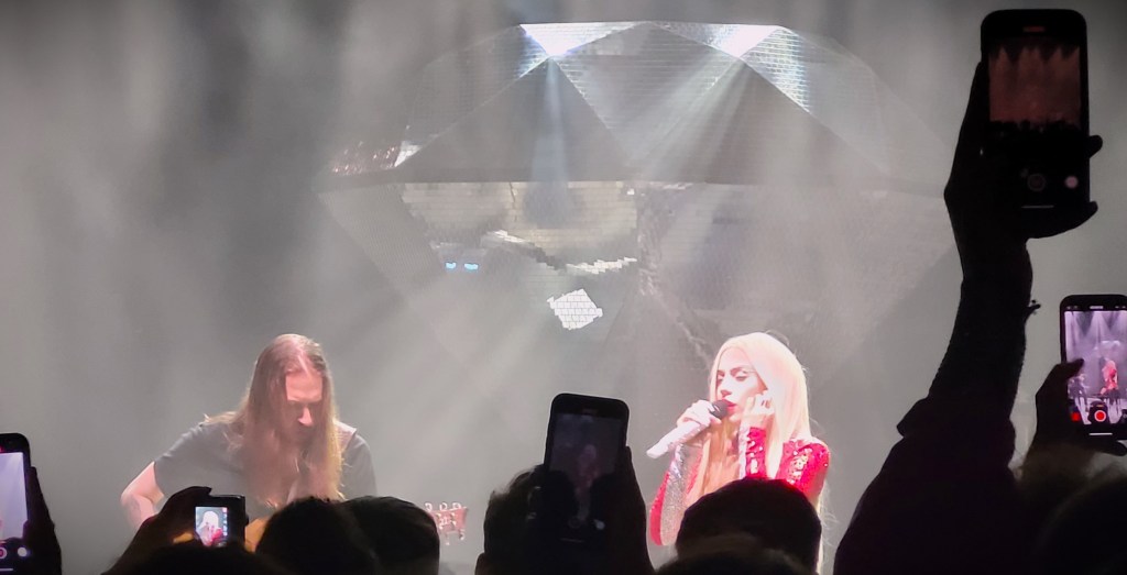 Psychos & Sleepwalkers: Ava Max at the Shepherd’s Bush&nbsp;Empire